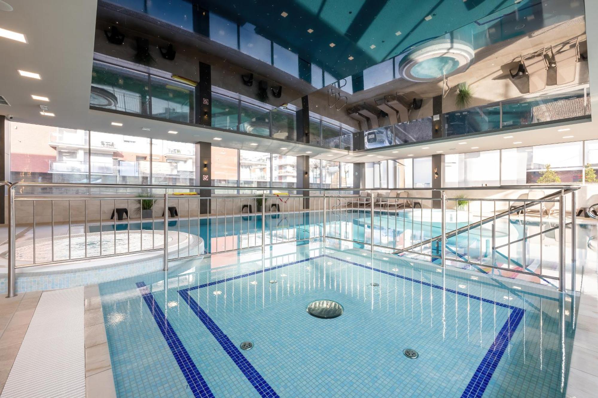 Klifowa Resort With Spa, Fitness & Kids Club By Noclegi Renters Rewal Exterior photo